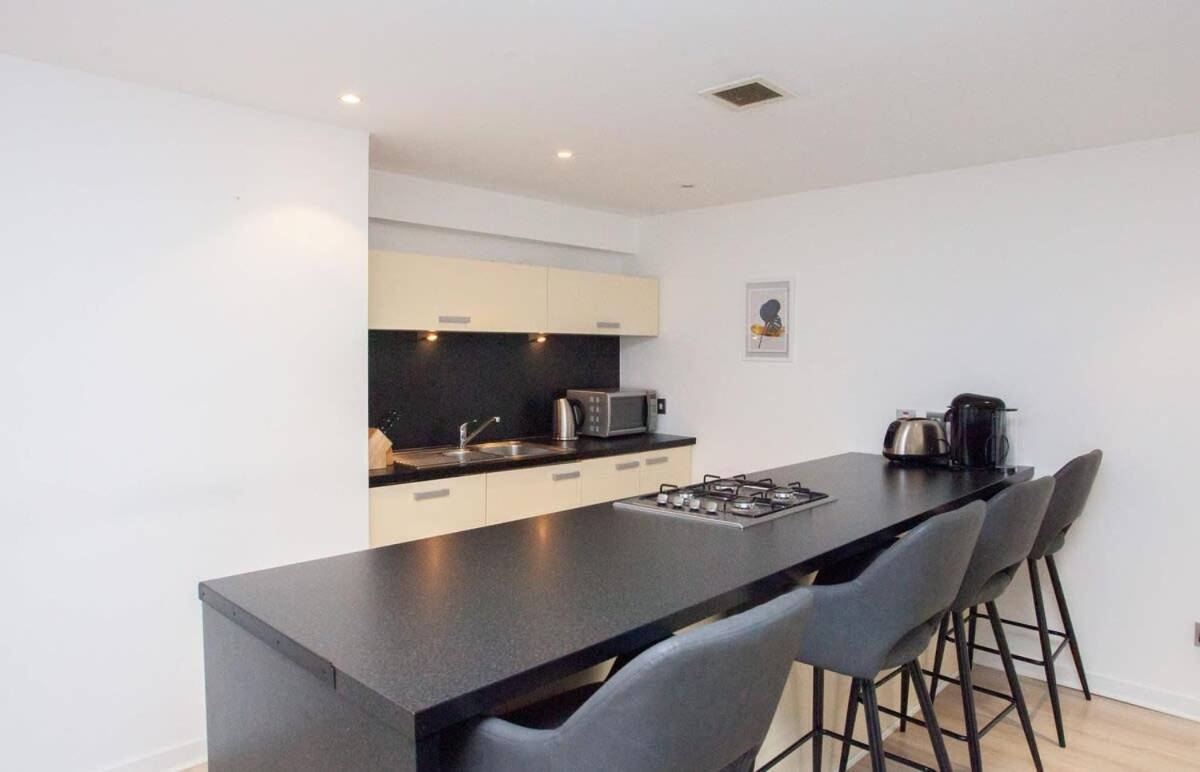 גלאזגו City Centre Apartment W Parking & Hyperoptic Wifi מראה חיצוני תמונה