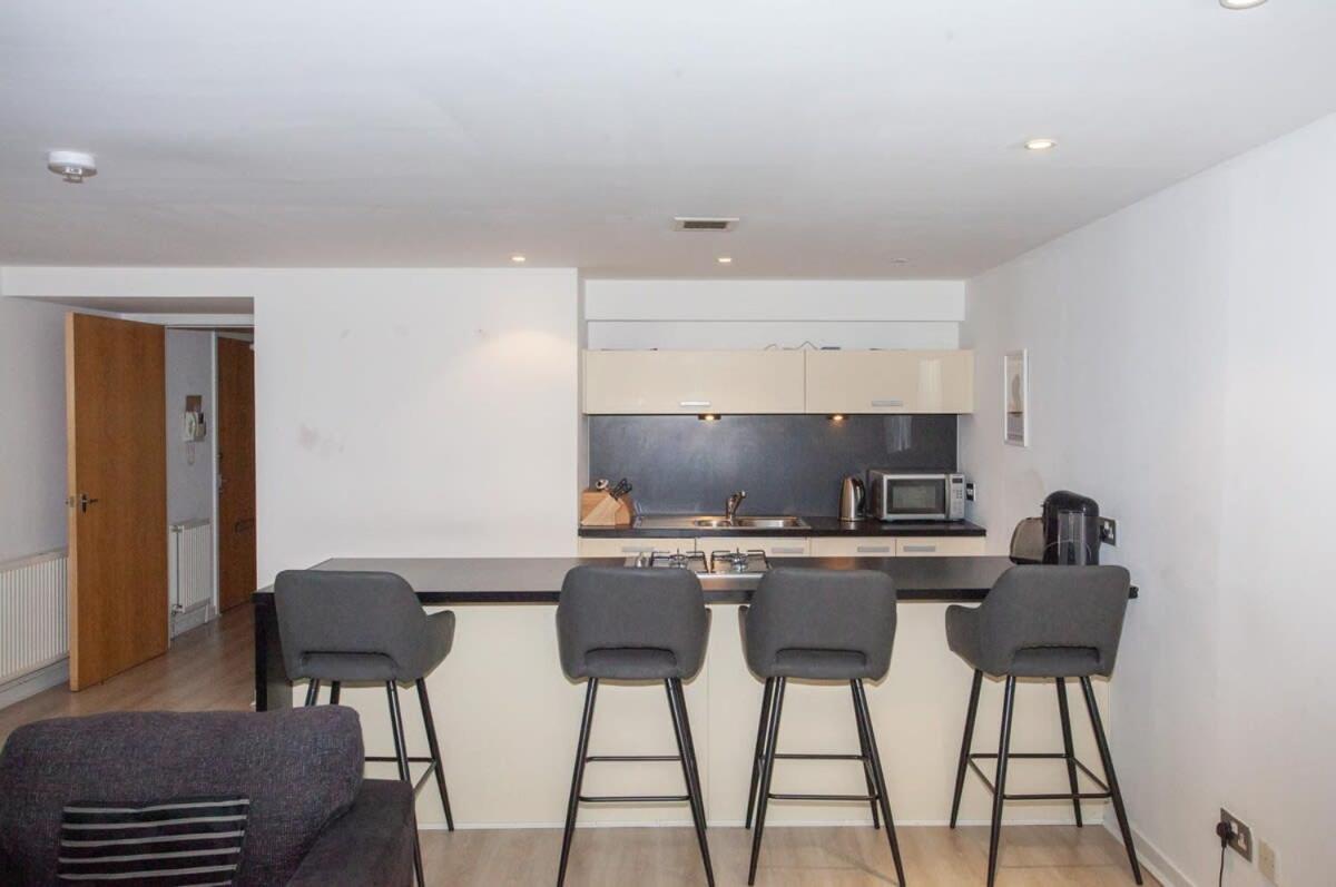 גלאזגו City Centre Apartment W Parking & Hyperoptic Wifi מראה חיצוני תמונה